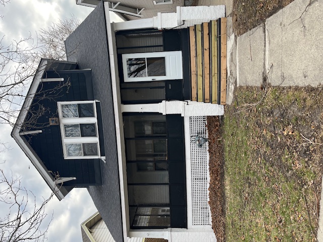 816 Algonquin Street